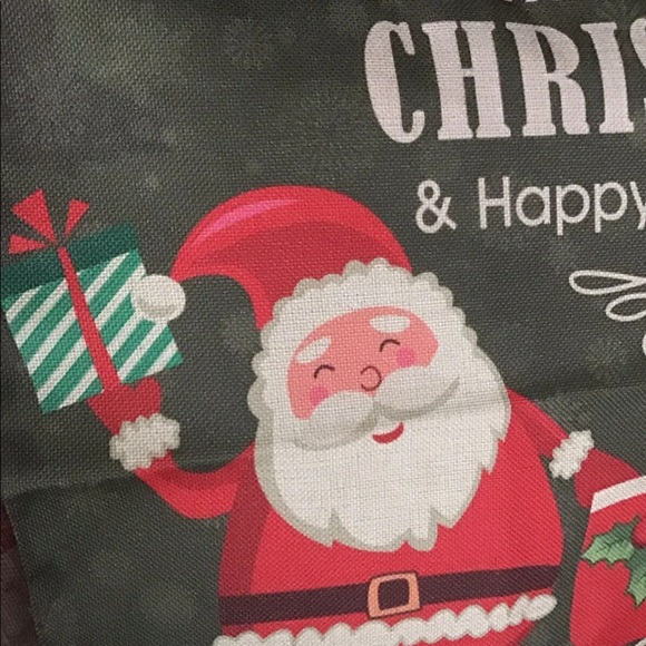 NEW IN PACKAGE Merry Christmas Pillow Cover Retro Look Burlap 18x18 Farmhouse - Picture 2 of 5